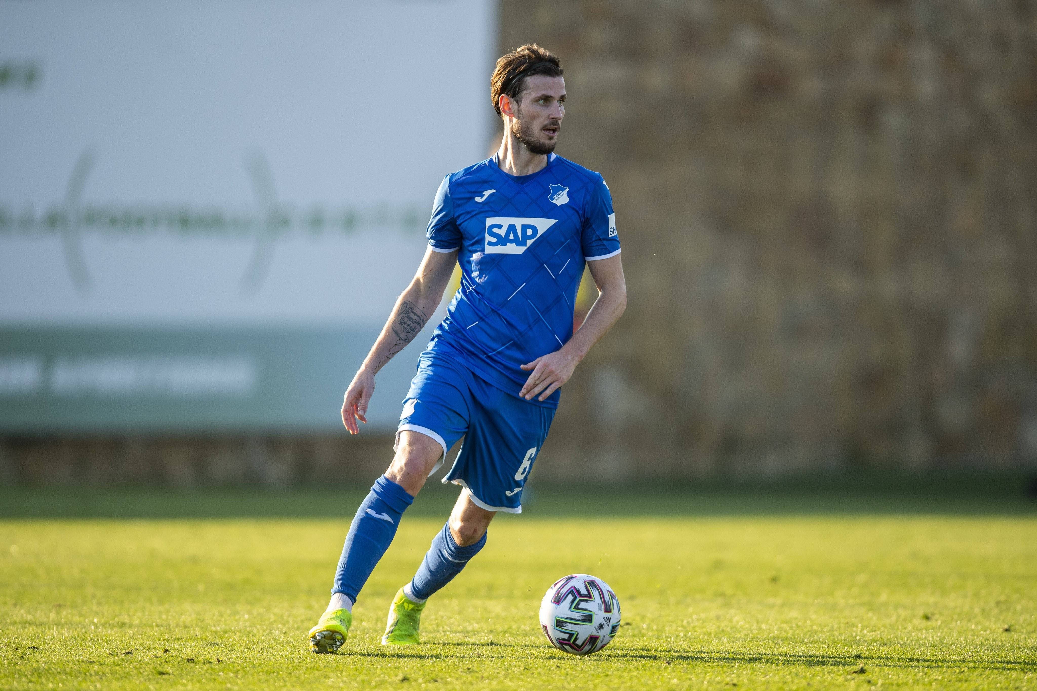 -霍芬海姆客场不敌强敌，领先位置受挑战的简单介绍