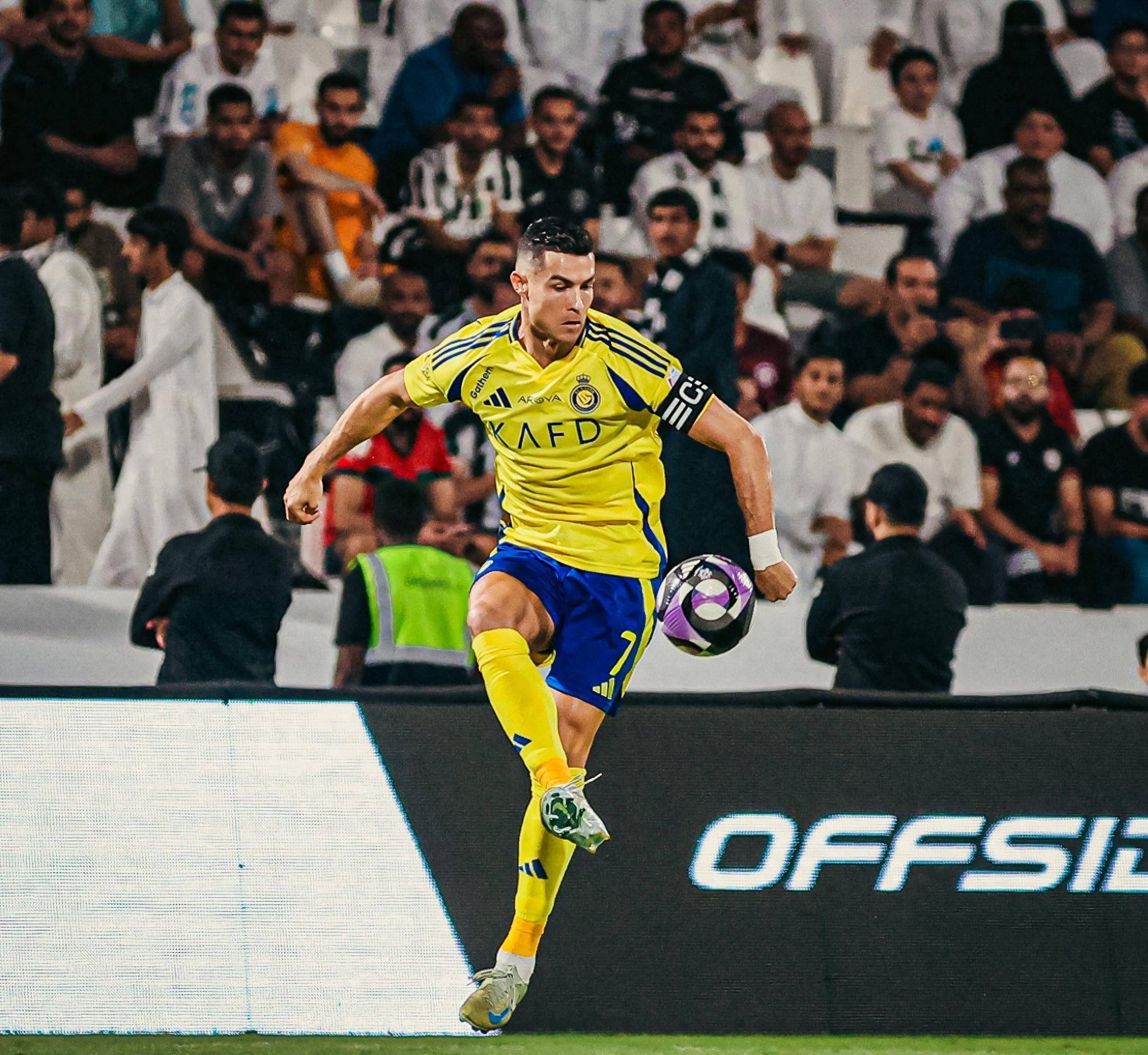 林加德梅开二度，曼联豪取胜利