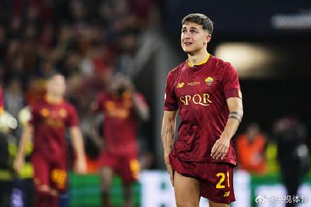 塞维利亚队成功晋级欧联杯半决赛 塞维利亚队成功晋级欧联杯半决赛