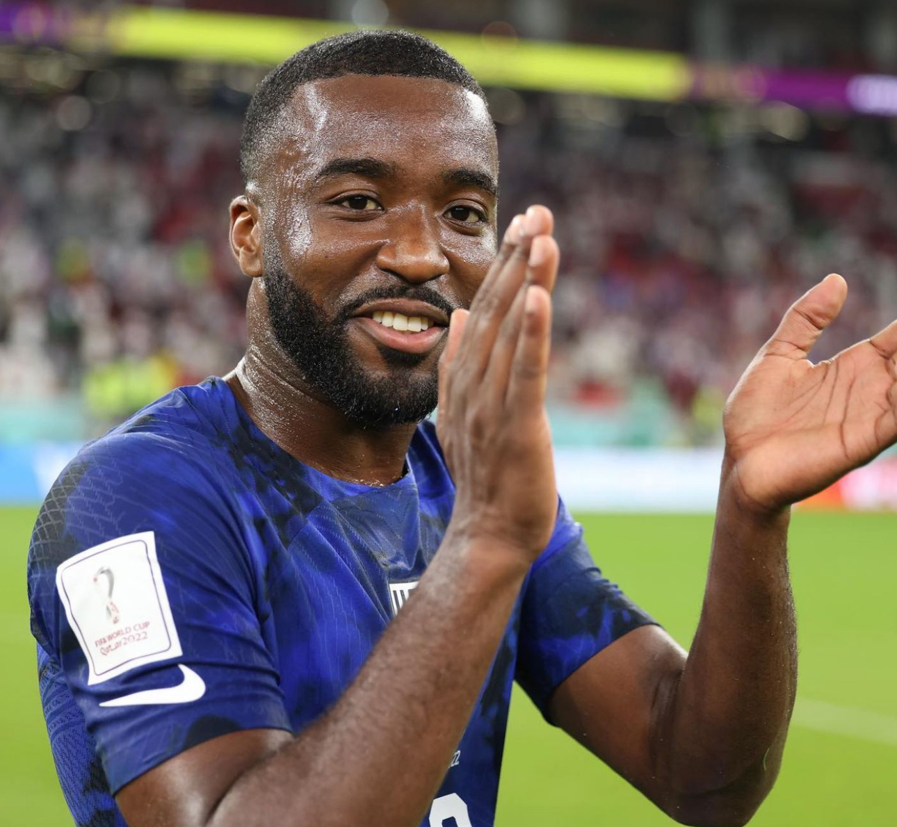 FB体育官网-沙尔克球员的不懈拼搏展现实力的简单介绍