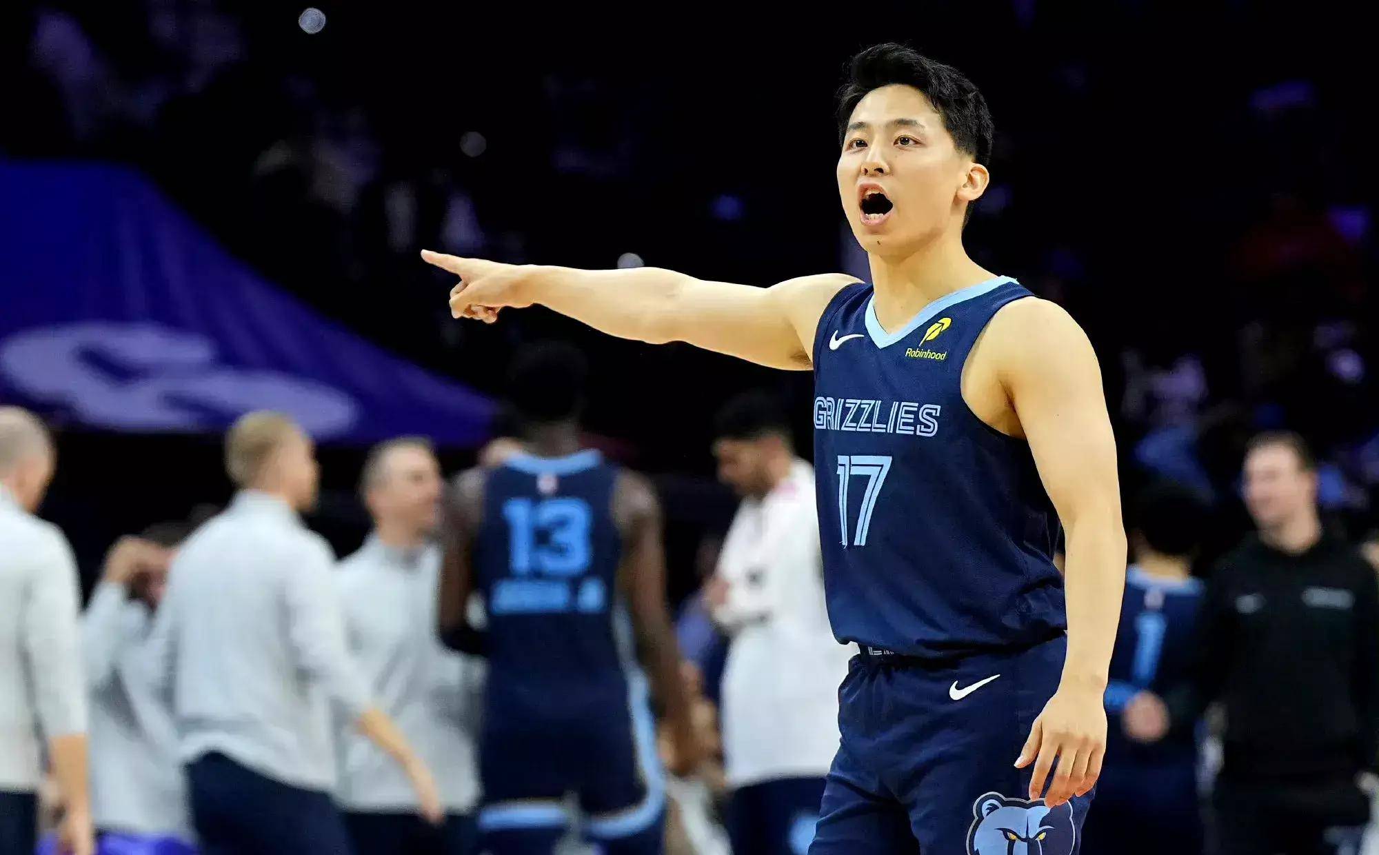 沙尔克球员的不懈拼搏展现实力的简单介绍 沙尔克球员的不懈拼搏展现实力的简单介绍