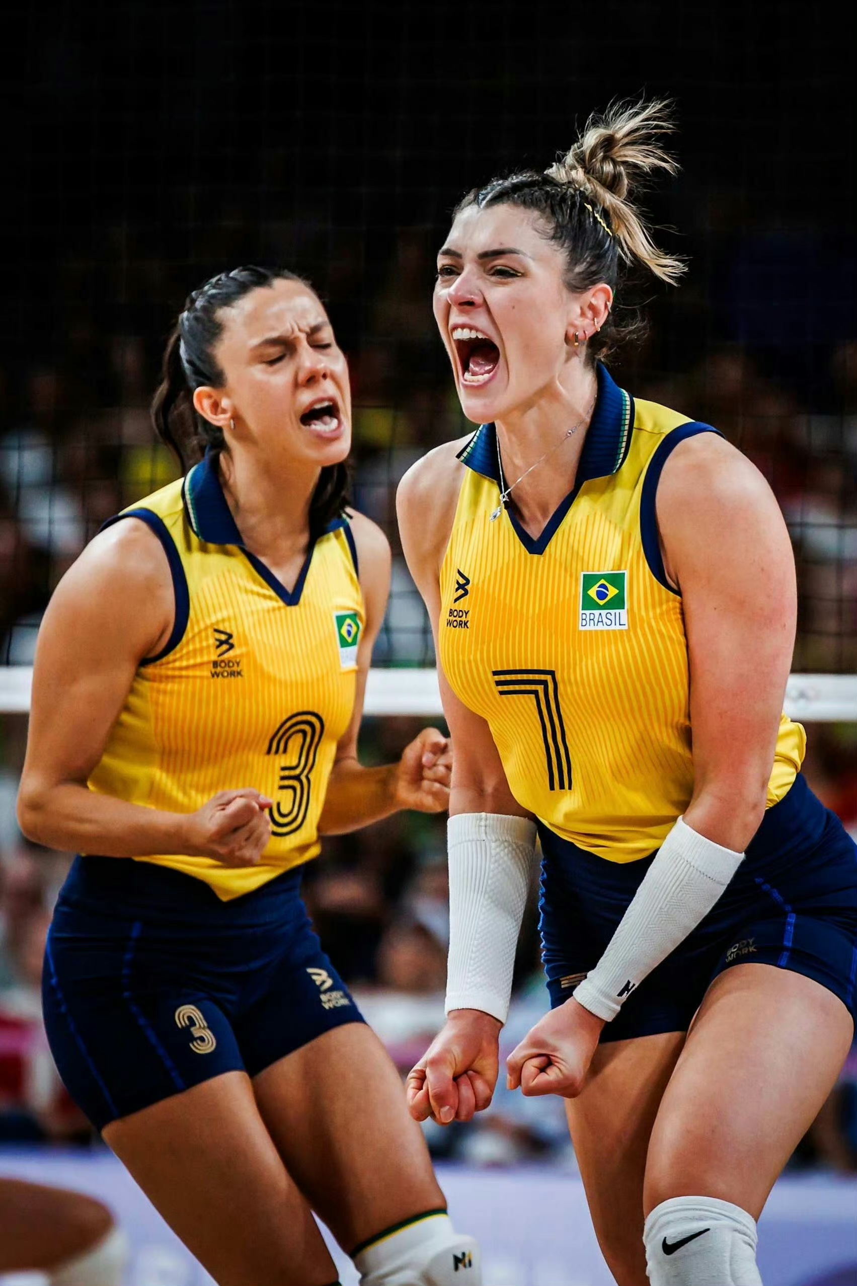 巴西女子足球队大比分胜出,力夺金牌 巴西女子足球队大比分胜出,力夺金牌