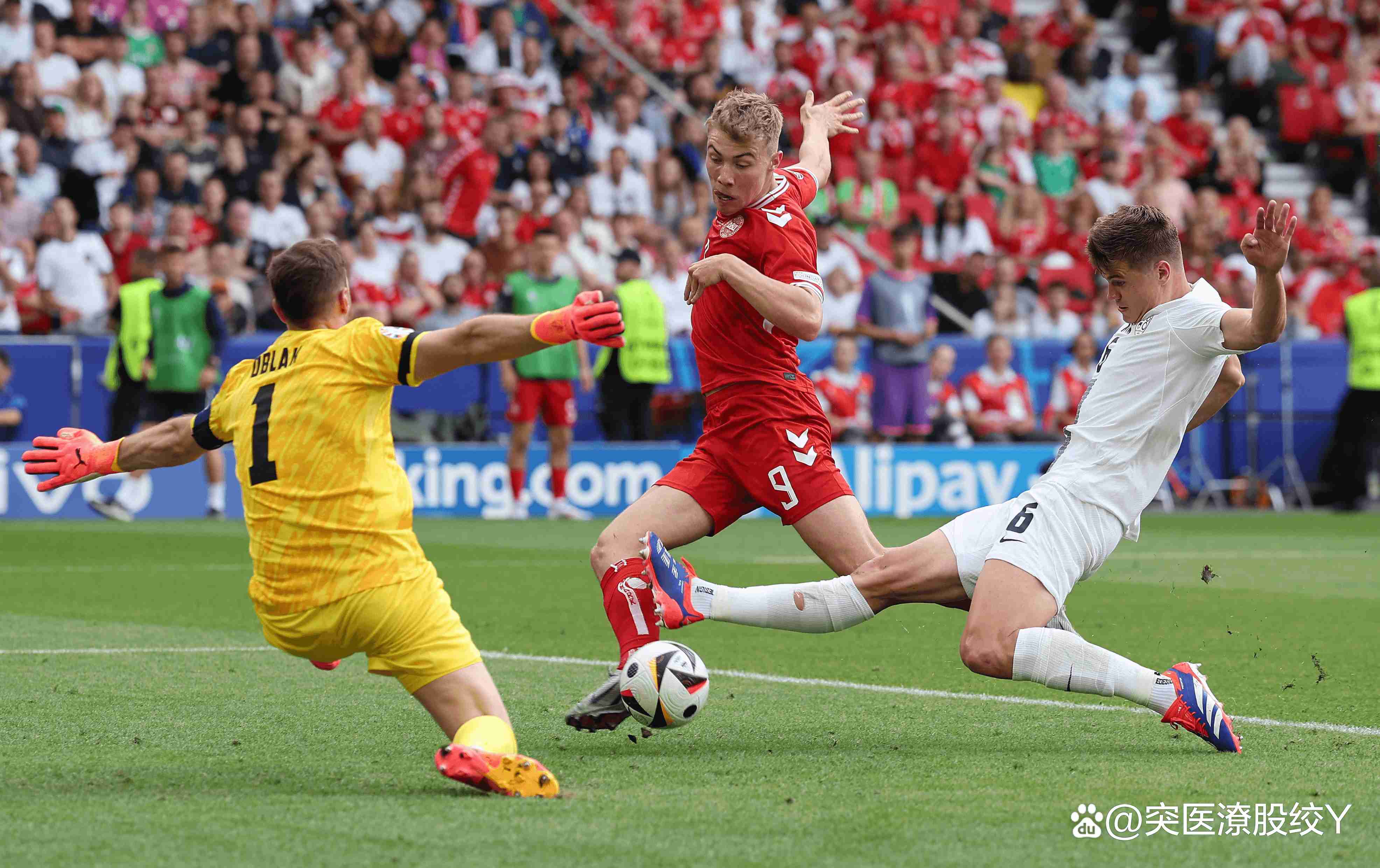 包含利物浦前锋状态神勇,备战重要欧洲比赛的词条 包含利物浦前锋状态神勇,备战重要欧洲比赛的词条