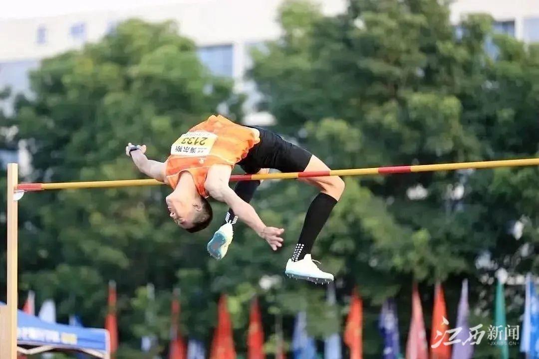 火车头神勇斩获胜利,意图冲击前四的简单介绍 火车头神勇斩获胜利,意图冲击前四的简单介绍