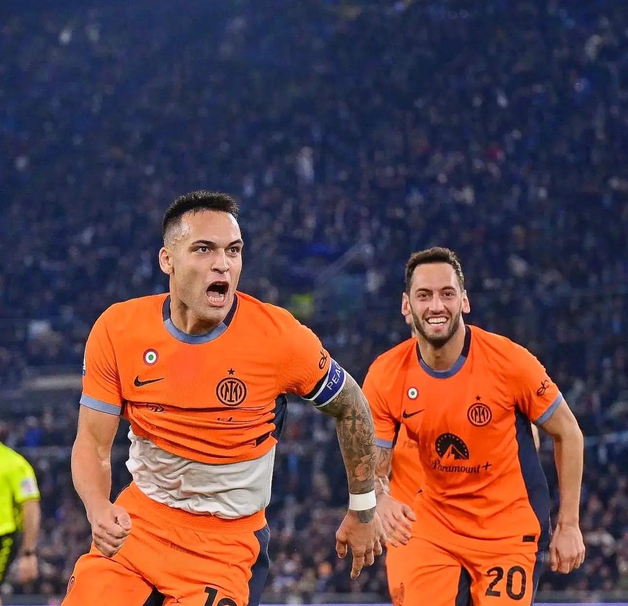 关于拉齐奥全队状态火热,豪取胜利领跑积分榜的信息 关于拉齐奥全队状态火热,豪取胜利领跑积分榜的信息