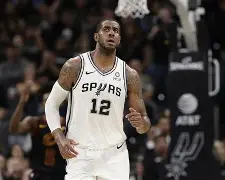 关于西部大战:阿尔艾因对阵希罗斯,哪支球队胜出的信息 关于西部大战:阿尔艾因对阵希罗斯,哪支球队胜出的信息