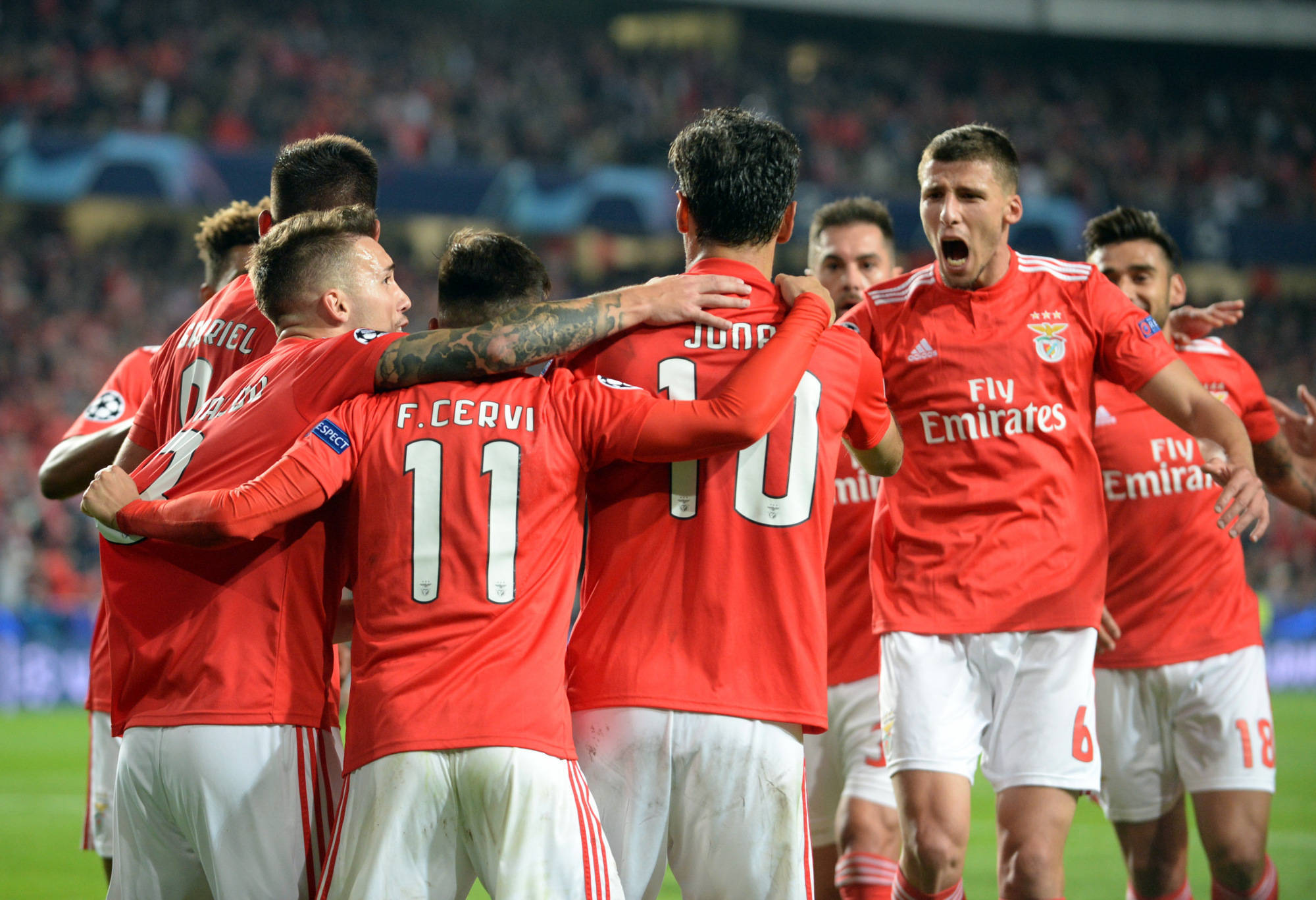 庞德斯利客场取得胜利,保持不败记录 庞德斯利客场取得胜利,保持不败记录