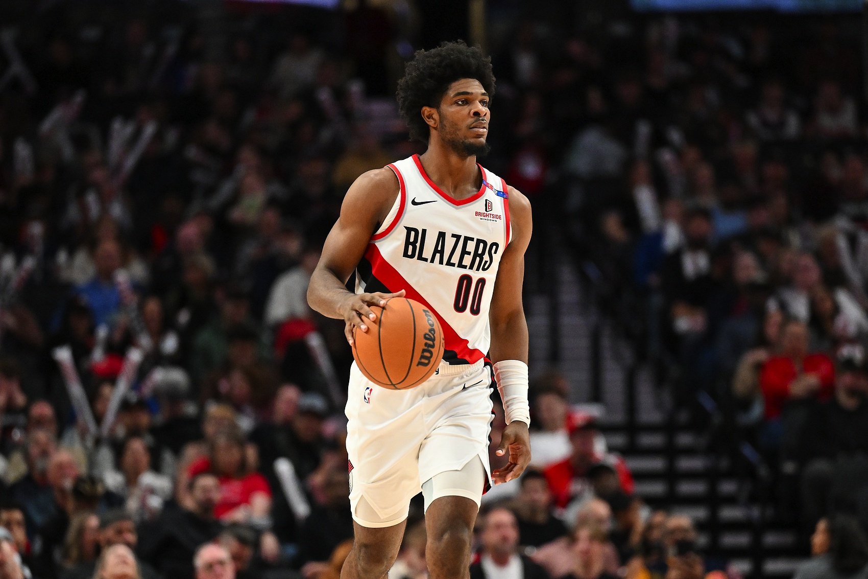 开拓者顽强逆袭,晋级季后赛 开拓者顽强逆袭,晋级季后赛