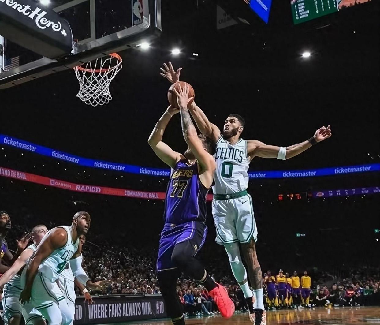 开拓者主场力克凯尔特人,达拉斯维奇分奏凯告捷 开拓者主场力克凯尔特人,达拉斯维奇分奏凯告捷