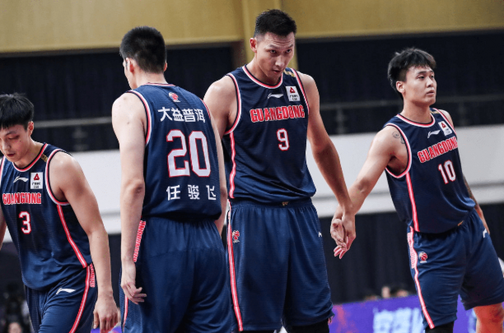 河北男篮主场连胜,球队积极备战下一场比赛 河北男篮主场连胜,球队积极备战下一场比赛