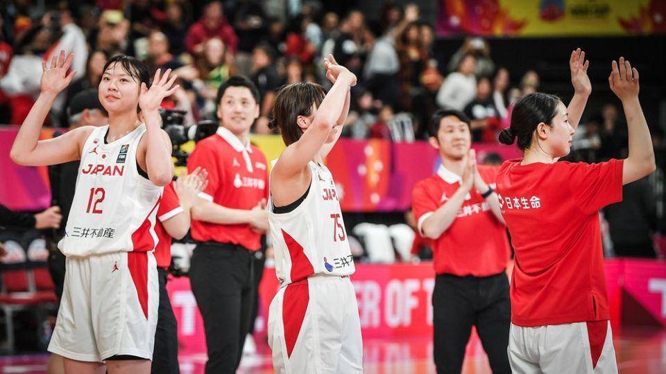 新西兰选手在游泳赛场闪耀,获得金牌头衔 新西兰选手在游泳赛场闪耀,获得金牌头衔