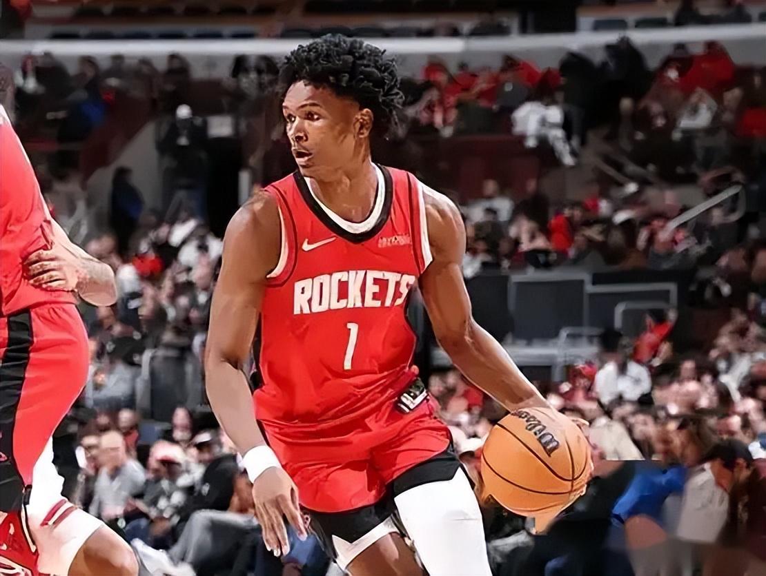 火箭队客场逆转胜出,振作雄心士气 火箭队客场逆转胜出,振作雄心士气