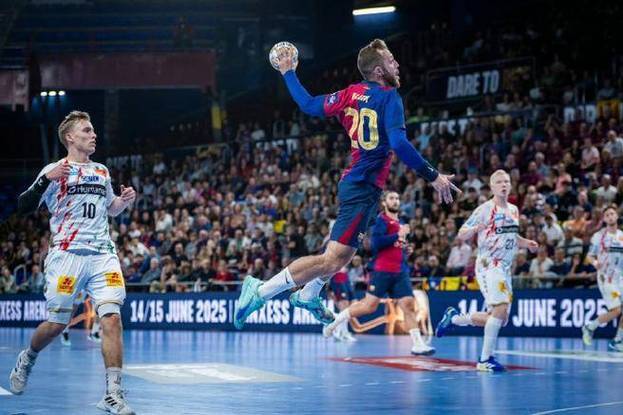 水牛队主场取胜超音速,士气高昂 水牛队主场取胜超音速,士气高昂