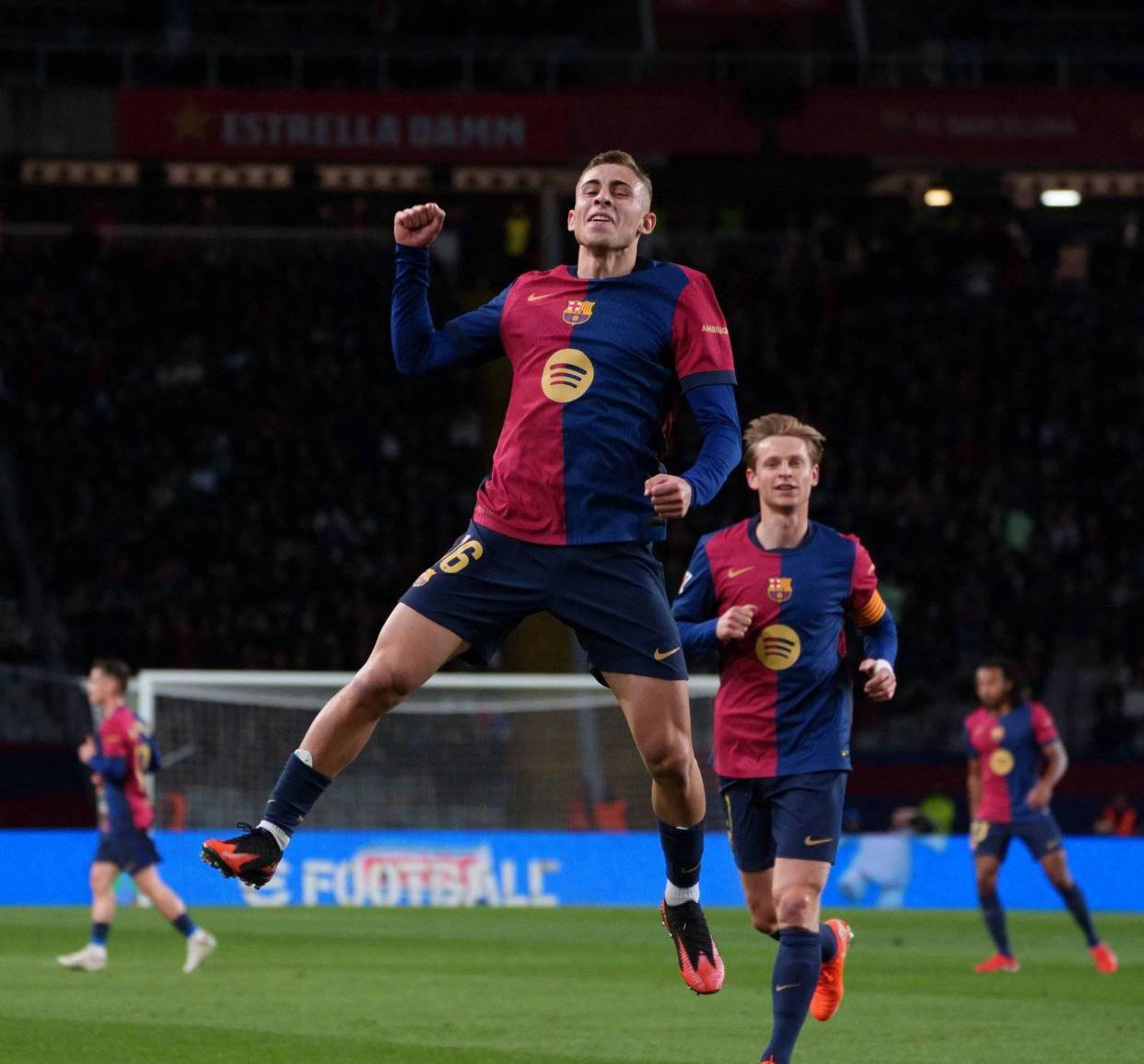 瓦伦西亚主场告捷,巴伦西亚客场失利 瓦伦西亚主场告捷,巴伦西亚客场失利