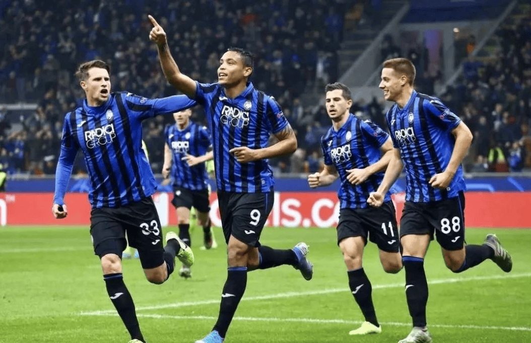 尤文图斯客场大胜亚特兰大,稳坐榜首宝座 尤文图斯客场大胜亚特兰大,稳坐榜首宝座