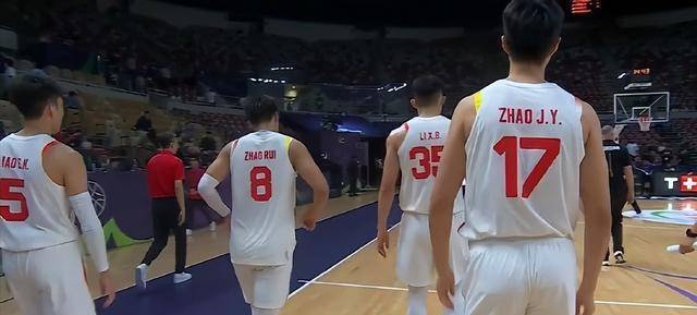 山西男篮面对强敌呈现出色表现，球迷欣喜