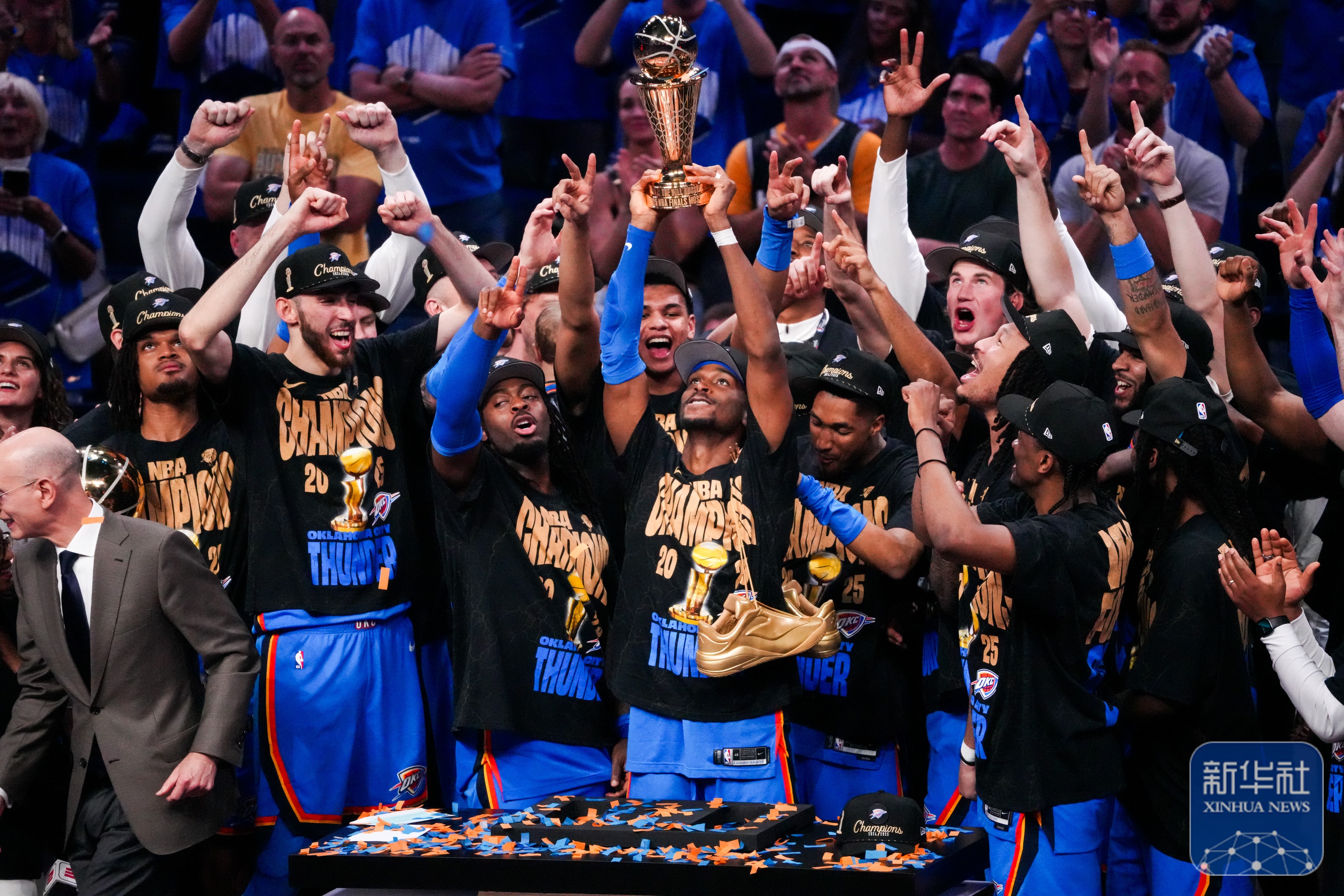 NBA颁奖礼举行,各大奖项胜出者揭晓 NBA颁奖礼举行,各大奖项胜出者揭晓