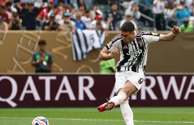 尤文图斯主场失利,榜首陷入危机的简单介绍 尤文图斯主场失利,榜首陷入危机的简单介绍