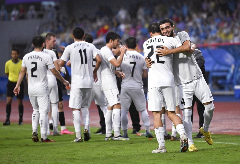 乌兹别克斯坦球队在国际比赛中引人注目 乌兹别克斯坦球队在国际比赛中引人注目