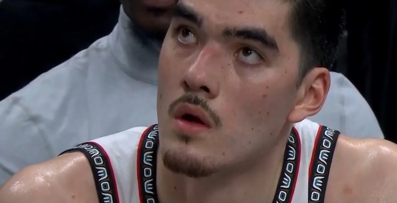 尼克斯逆转灰熊,开门红 尼克斯逆转灰熊,开门红