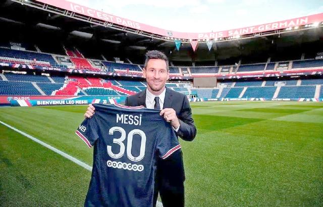 巴黎圣日耳曼宣布签下世界级前锋梅西 巴黎圣日耳曼宣布签下世界级前锋梅西