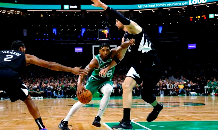 快船击败凯尔特人,保持东部领先 快船击败凯尔特人,保持东部领先