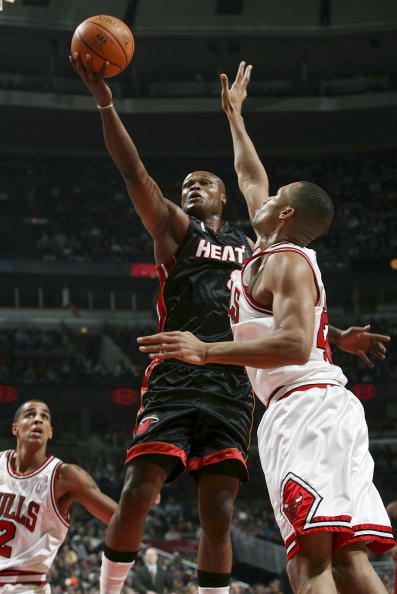 公牛再胜勇士,沃克15分送关键三分 公牛再胜勇士,沃克15分送关键三分